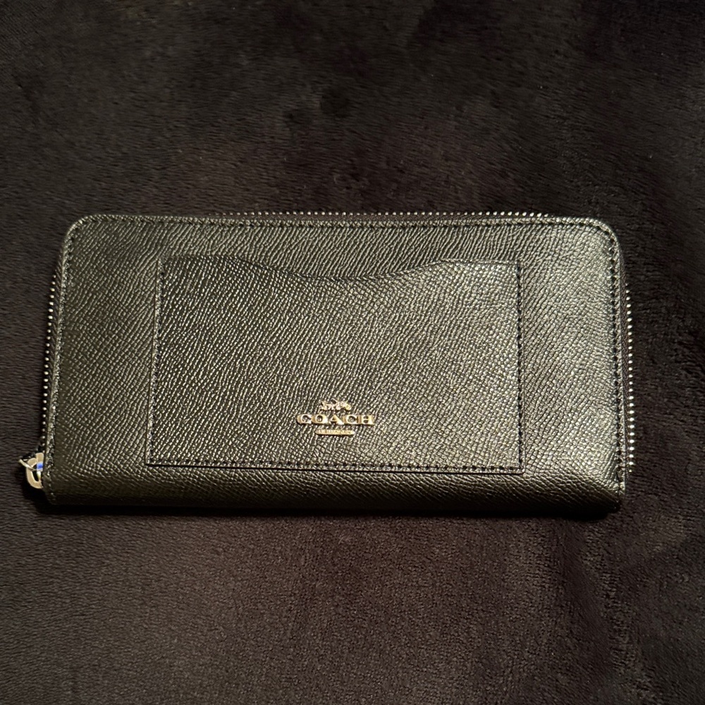 COACH Black Medium Accordion Zip Around Wallet